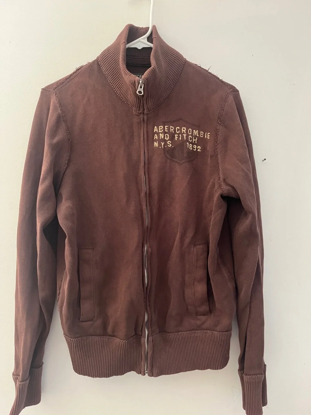 vintage Y2K Abercrombie & Fitch Men's Chocolate Brown Full-Zip Jacket distressed